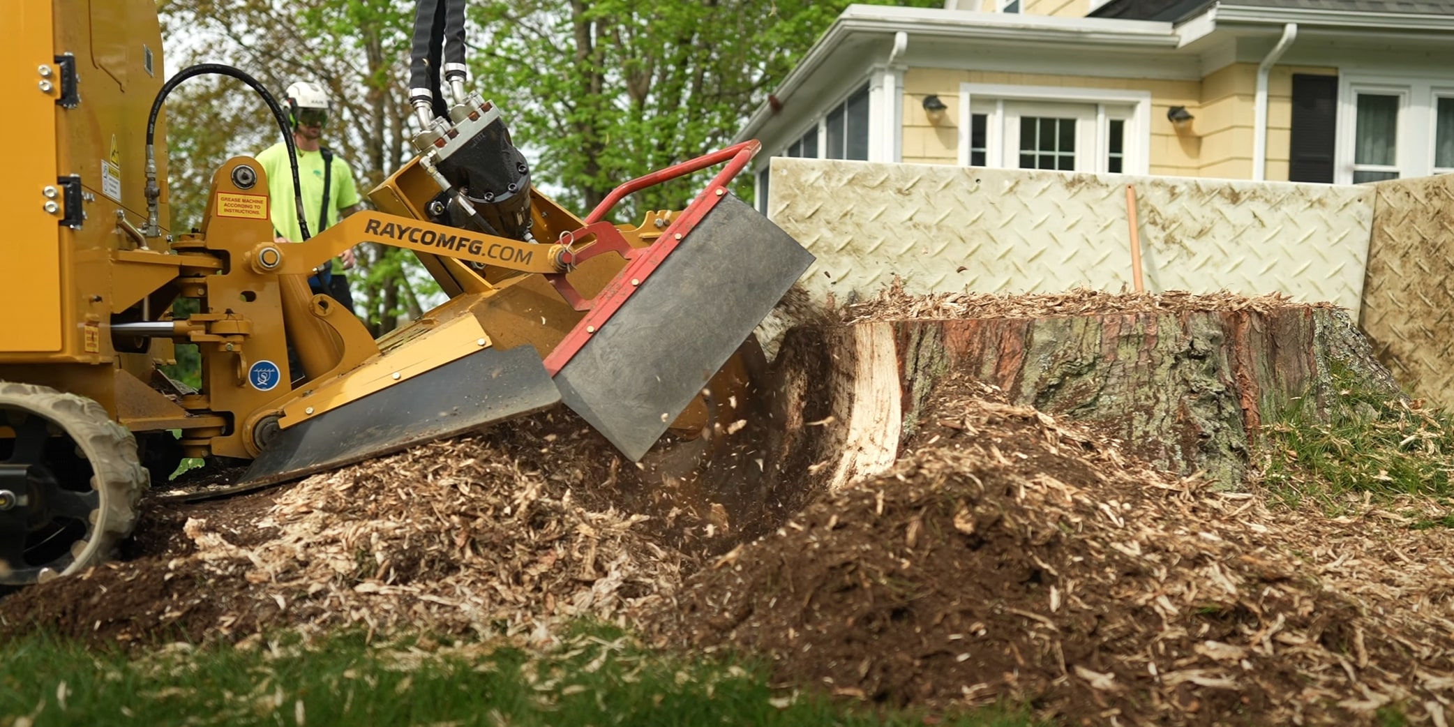 Stump grinding and removal equipment in Portsmouth, VA